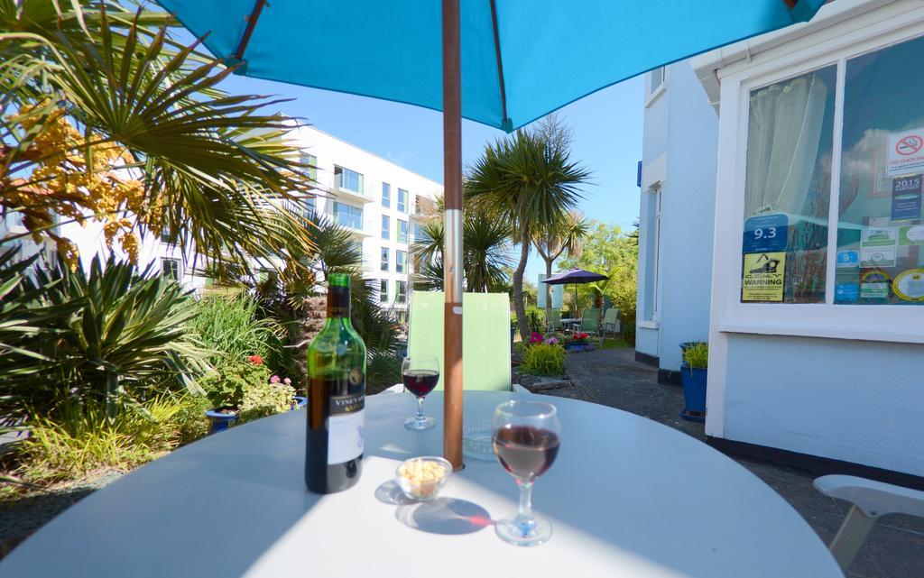 Blue Palms Guest house 4*